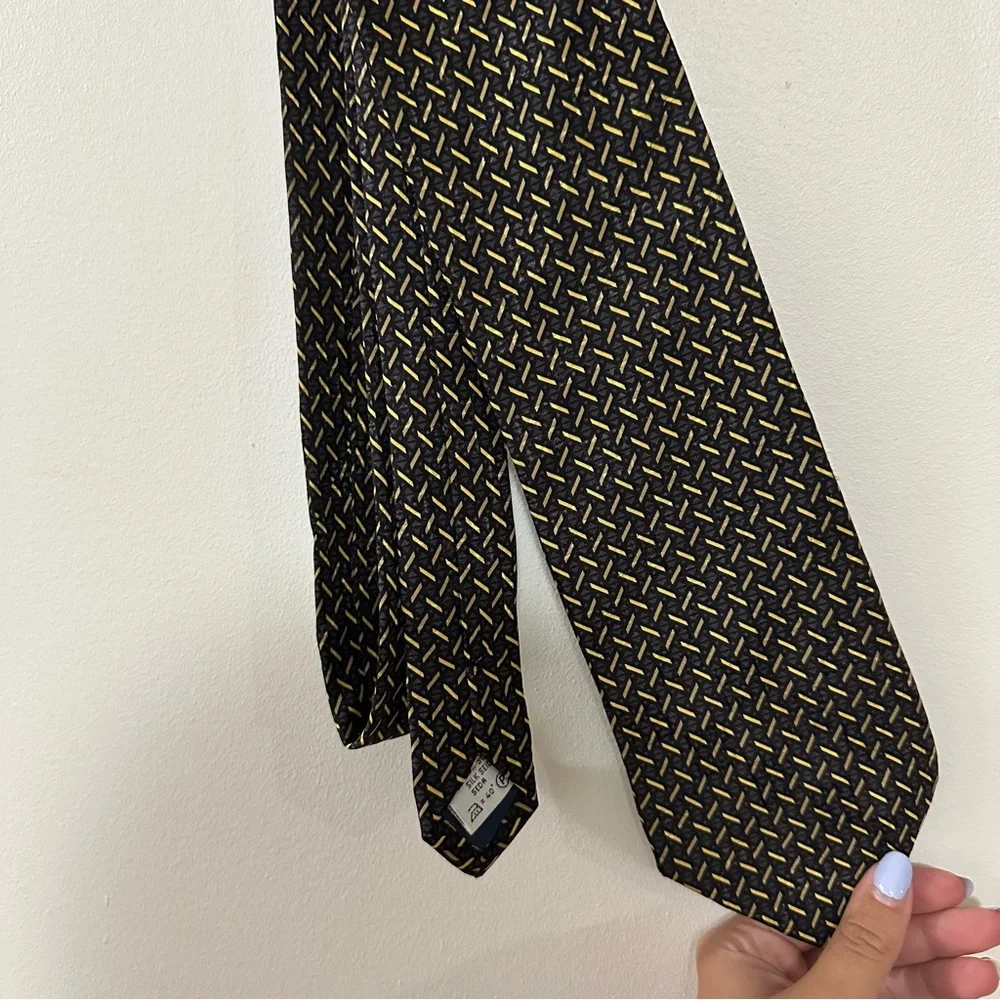 Men's Vintage Givenchy Gentleman Paris‎ Classic Silk Tie